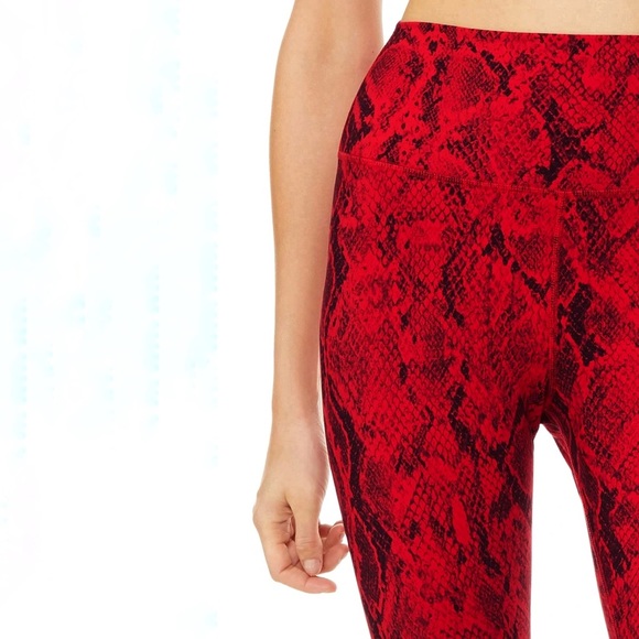 NWT - Alo Yoga High-Waist Snakeskin Vapor Legging - Picture 2 of 11